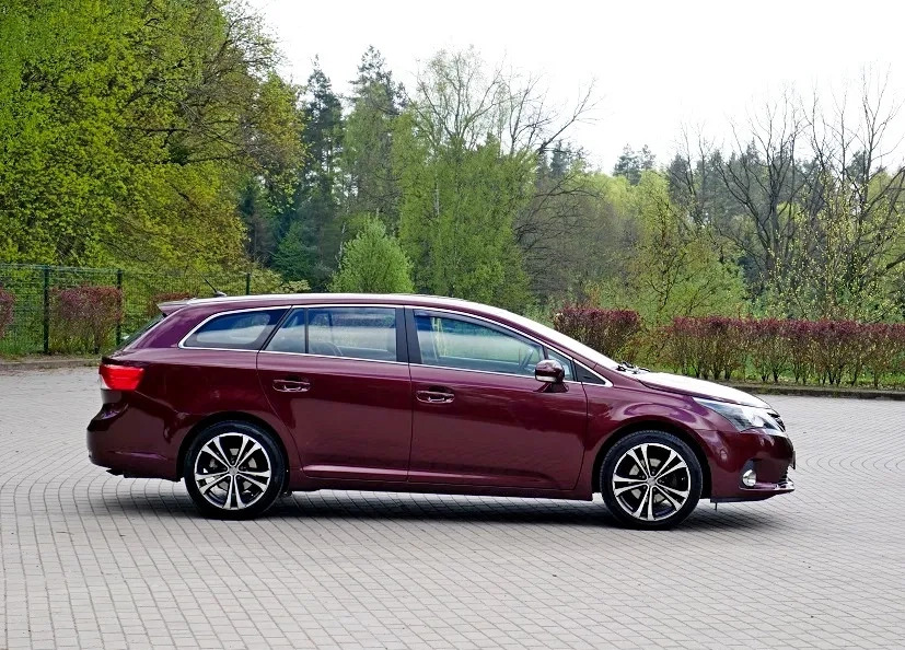 Toyota Avensis cena 38900 przebieg: 187000, rok produkcji 2012 z Olsztyn małe 466